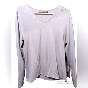 Croft & Barrow stretch long sleeve T with v neck rhinestones Baby Blue